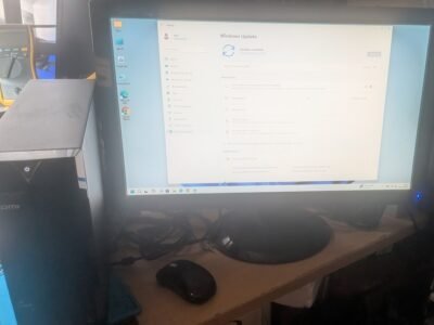 ACER ASPIRE Desktop - Intel i5-11th 8GB 256GB + 24 Monitor
