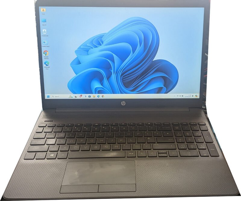 HP Laptop 15.6 - Ryzen 5 - 256GB - 8GB - Windows 11